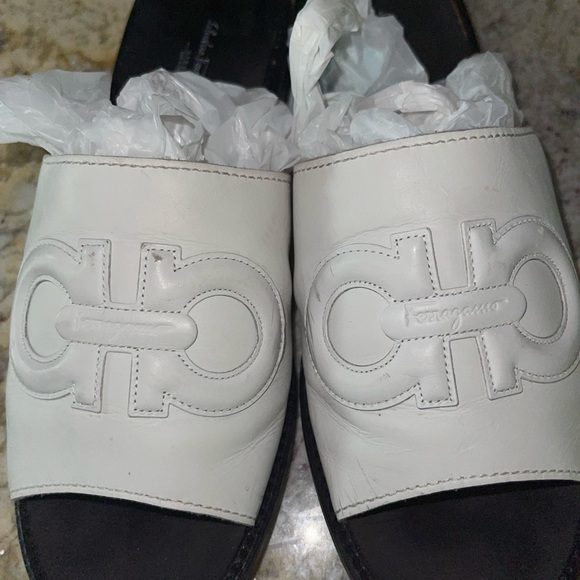Ferragamo Slides - Picture 5 of 6